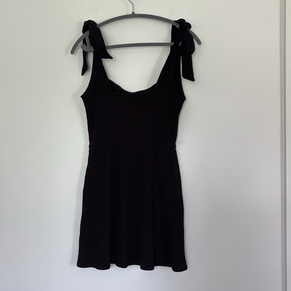 Reformation Ribbed Black Mini Short Dress with tie bow straps square neck Large - Picture 6 of 10